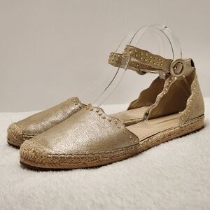 ❤️ Marc Fisher Jarquis Studded Leather Espadrille Sandals in Gold Color Size 8
